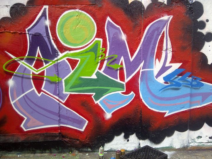 "AIM graffiti"