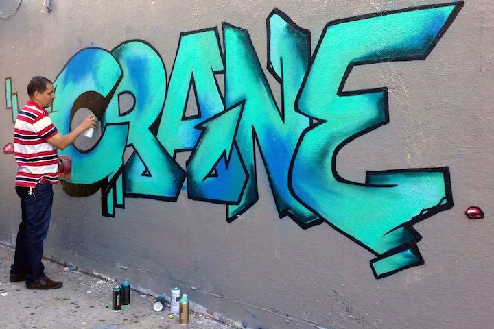 "Crane graffiti"