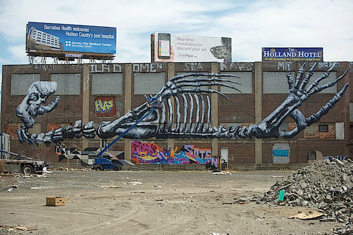Roa-street-art-Jersey-City-mural