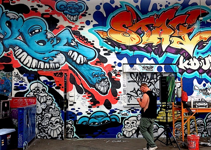 goomba-stay-one-graffiti-