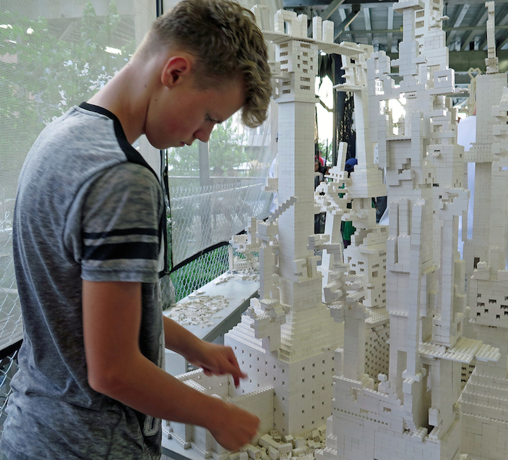 Olafur-Eliasson-Lego-public-art-high-line-NYC