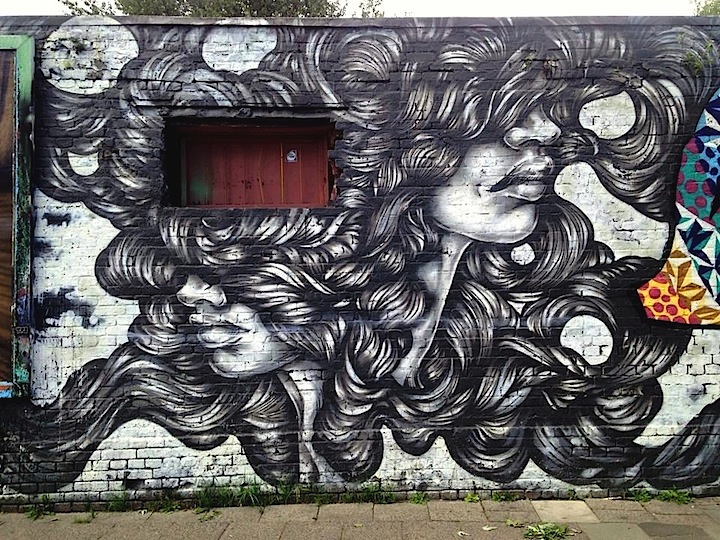 Paolo-Delfin-street-art-Berlin