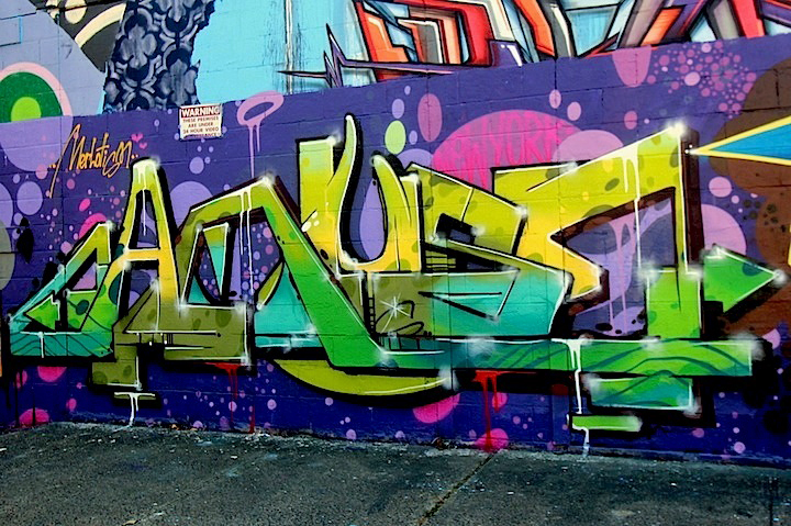 amuse-graffiti-east-new-york