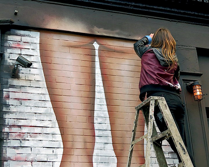 Gumshoe-paints-street-art-nyc