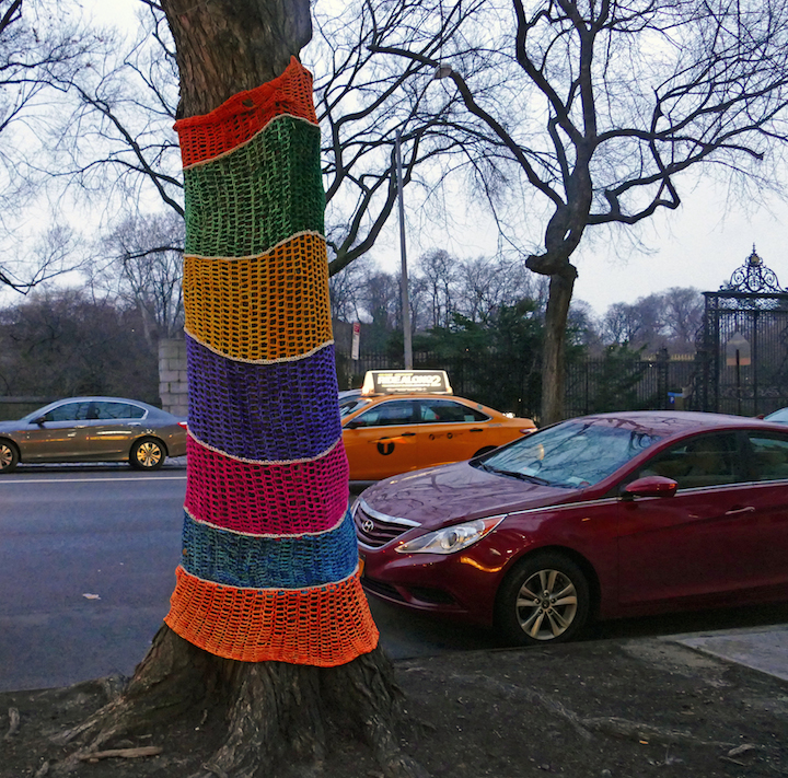 naomi-rag-yarn-bomb-street-art-east-harlem-NYC