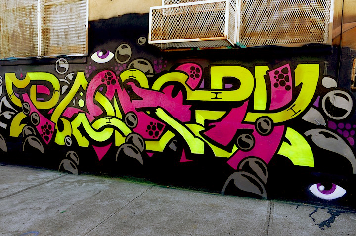 roachi-wild-style-graffiti-nyc