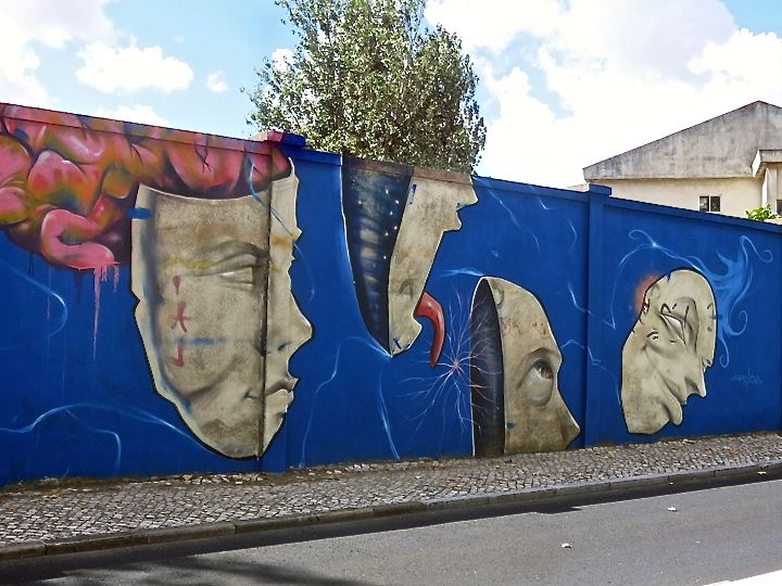 drawing-jesus-street-art-mural-art