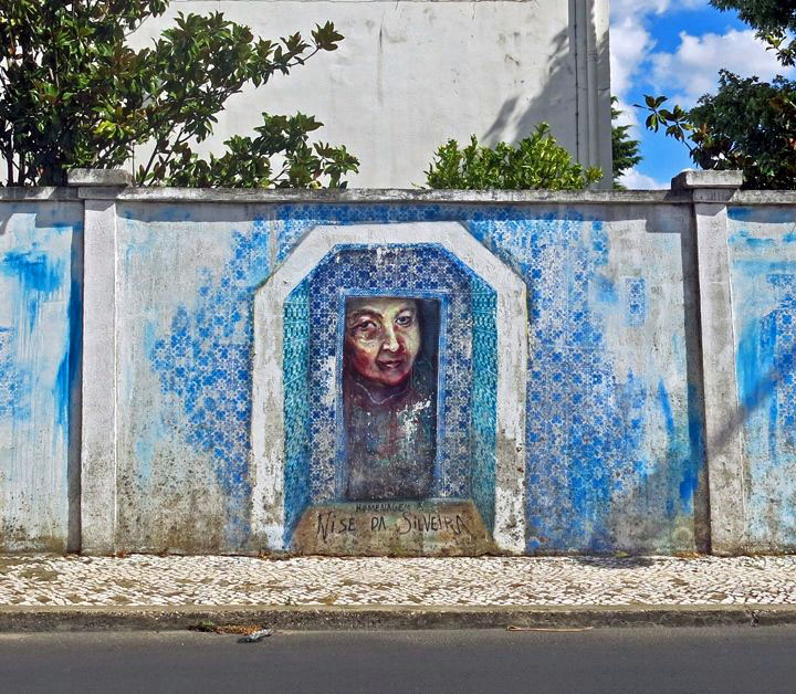 Vanessa-rosa-street-art-lisbon-portugal