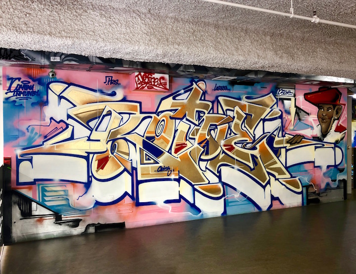 H empire graffiti headz - #skola via #martinezgallery2